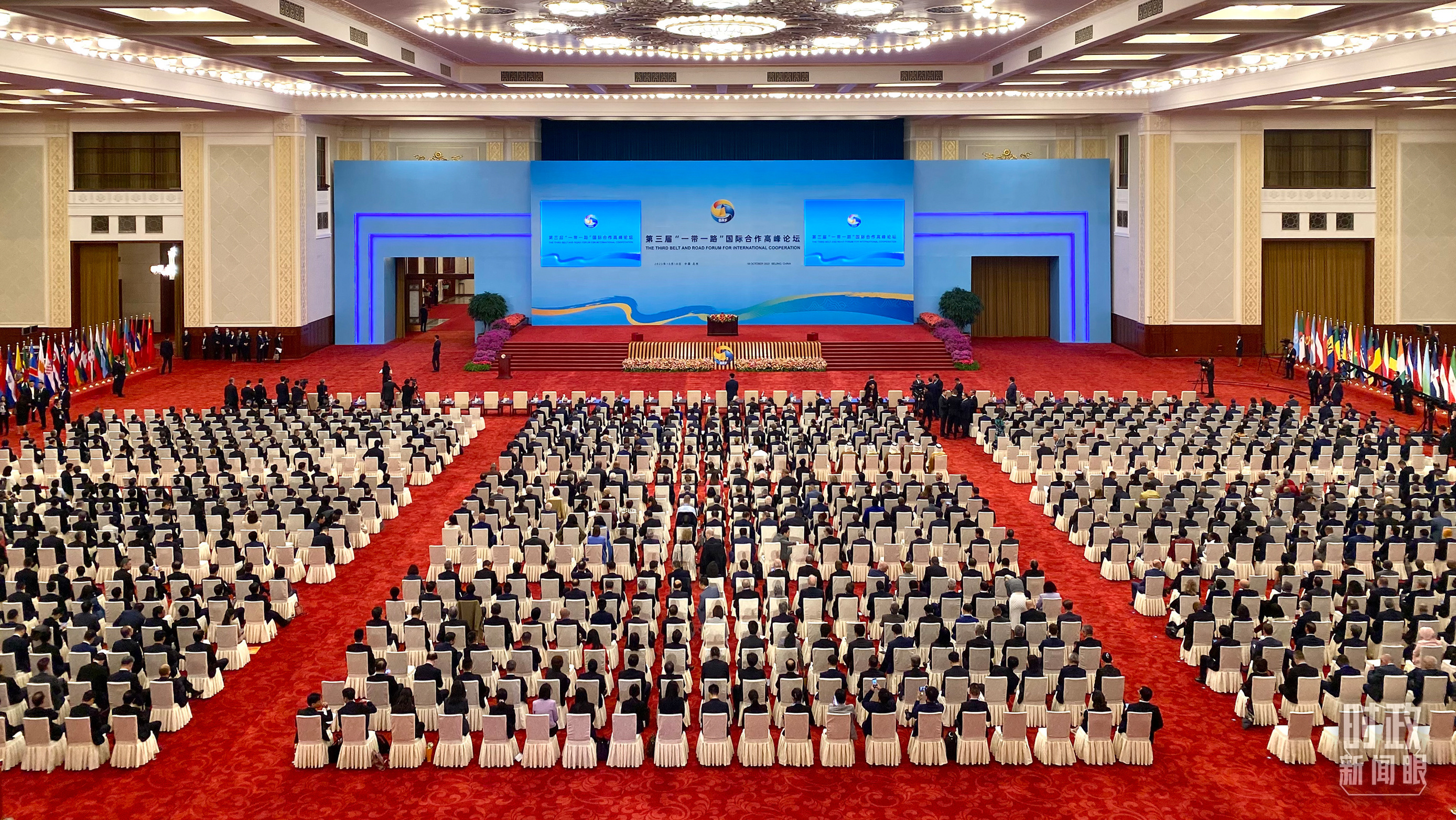 △ 2023年正值“一带一路”倡议提出10周年。“一带一路”国际合作高峰论坛，是由中国首倡、中国主办的层级最高、规模最大的多边外交活动。这是第三届“一带一路”国际合作高峰论坛开幕之前的现场。（总台央视记者李增仁拍摄）
