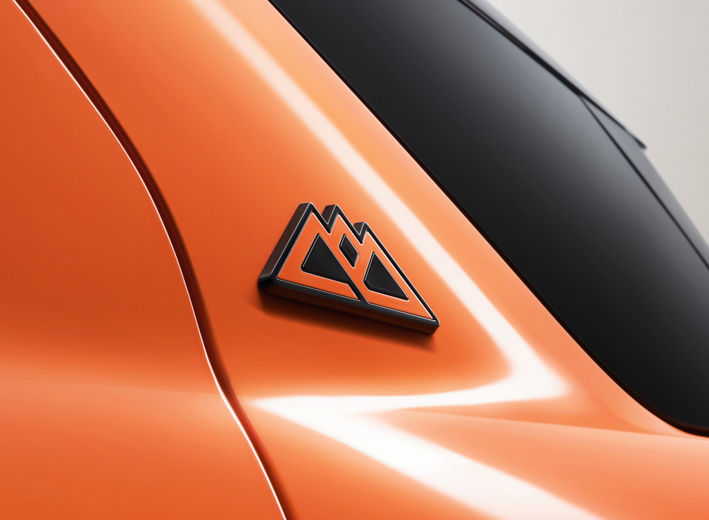 去远方的车有了 福特探险者昆仑巅峰版 6座和7座都是39.98万元