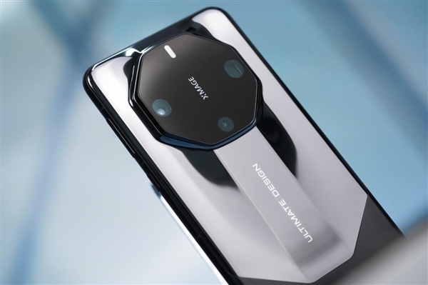 华为最顶级直板旗舰手机!华为Mate 60 RS非凡大师图赏