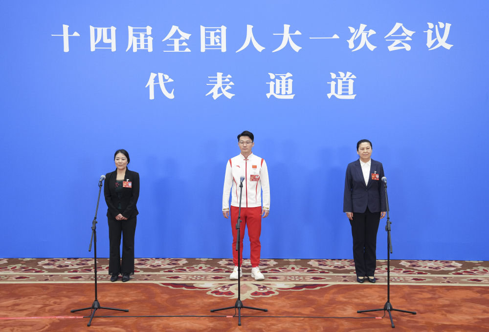 带你回顾“代表通道”上的“好声音”_凤凰网资讯_凤凰网