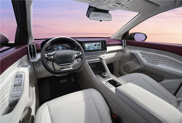 2.0T的动力、1.0T的油耗!五菱星云混动SUV:百公里耗油5.5升