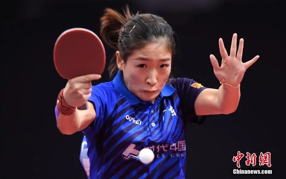 资料图:图为刘诗雯在比赛中。中新社记者 王刚 摄