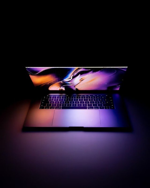 【秒懂知识库】苹果笔记本到底怎么选?MacBook 选购指南来了