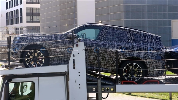 宝马X3明年换代