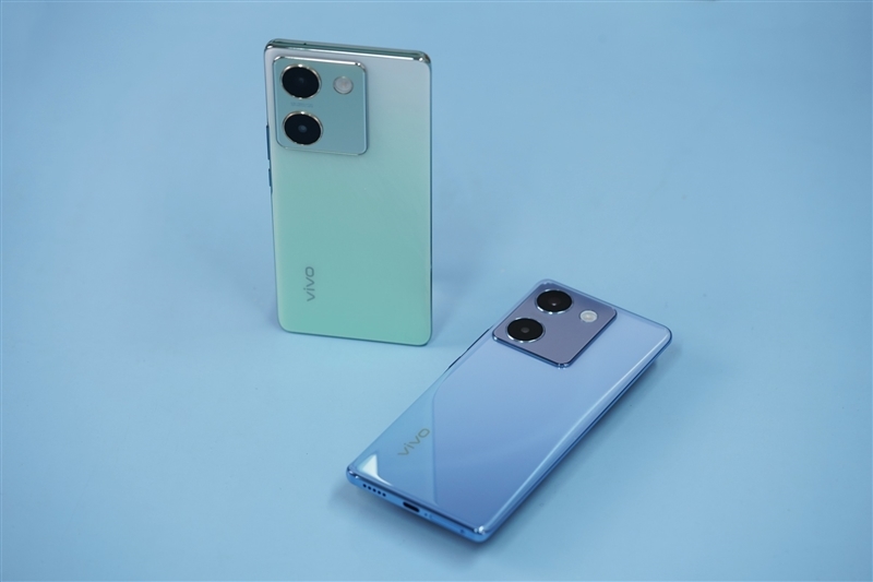 5000mAh电池轻松用一天半!vivo Y100评测:名副其实的千元高颜值续航神机