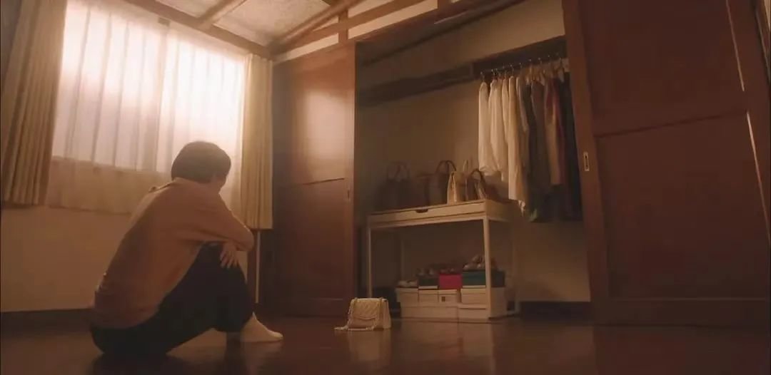 30岁存够30万,她选择了退休