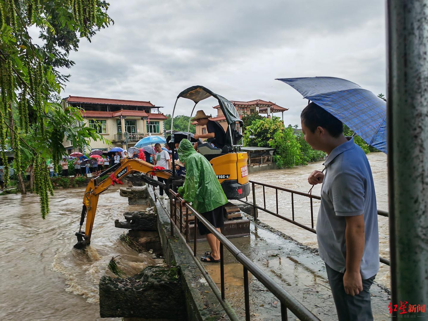 持续强降雨！发布预警短信1万余条，绵阳安州区转移群众3000余人 凤凰网