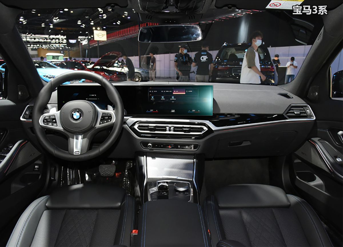 谁是更运动的豪华中级车?沃尔沃S60对比宝马3系