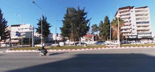 受灾前的阿德亚曼大街。图/九派新闻特派记者 王卓