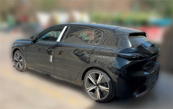 强势回归!全新标志308亮相国内 颜值动力远超大众高尔夫