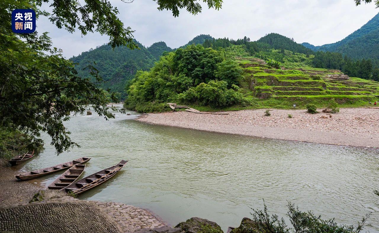 △永顺老司城遗址与湖北恩施唐崖土司城遗址、贵州遵义海龙屯土司遗址联合代表的“中国土司遗产”被列入世界文化遗产名录。