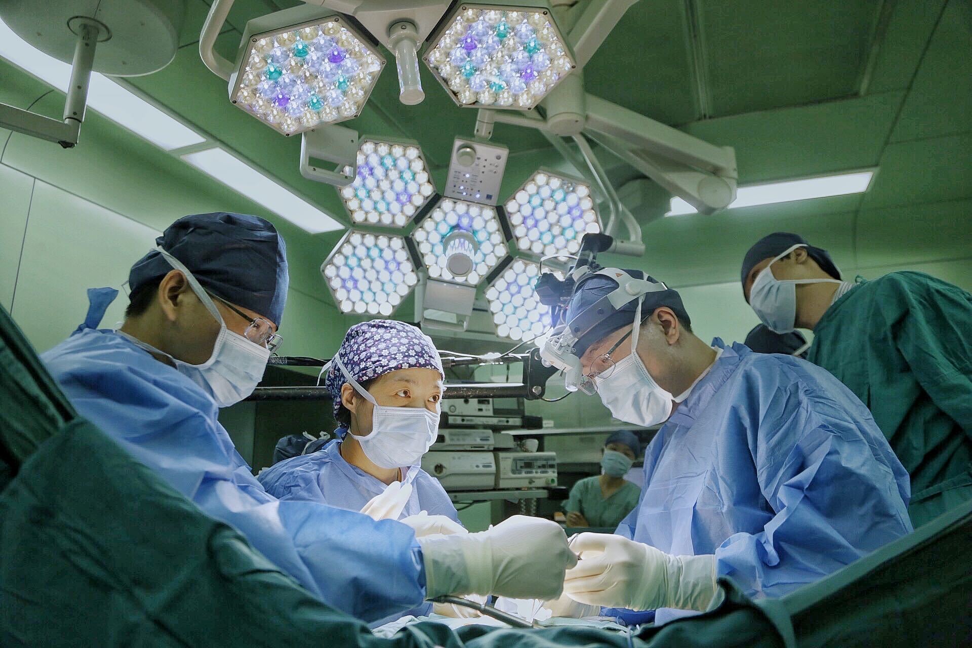 甲状腺非“懒癌”，复旦附属肿瘤医院建立局部晚期甲状腺癌手术评估体系丨上海复旦大学肿瘤医院甲状腺哪个专家好