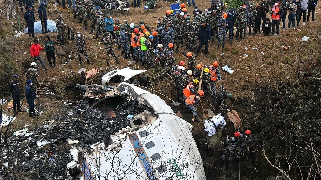 尼泊尔空难殒命的副驾驶丈夫也是飞行员 死于另一场空难_凤凰网资讯_凤凰网
