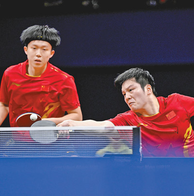 10月1日,杭州亚运会乒乓球项目男子双打决赛,中国体育代表团组合