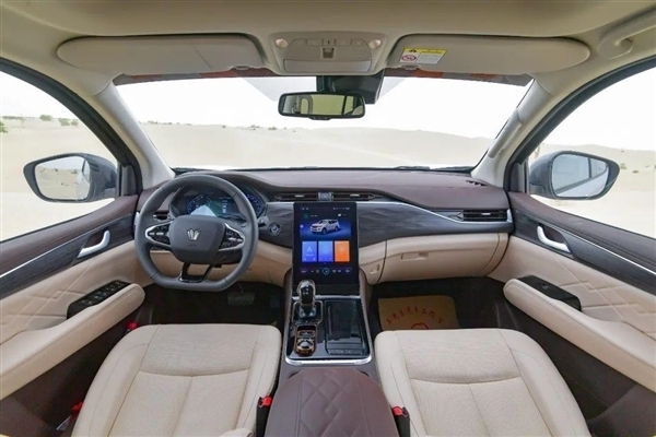 预售16.98万起 新款郑州日产帕拉丁今日上市:对比坦克300你买谁