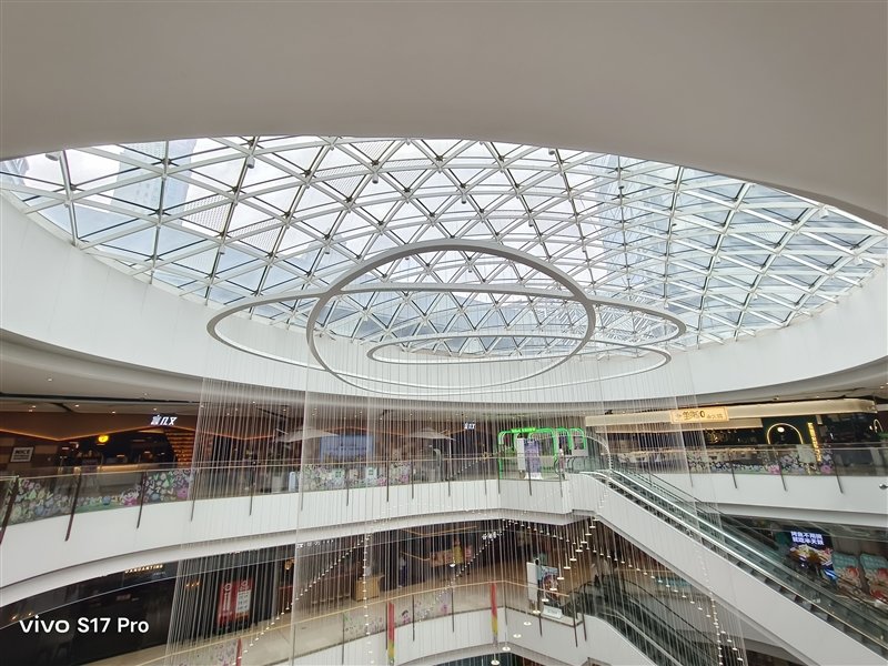 8mm机身以下我最能打!vivo S17 Pro评测:3499元轻薄手机之王