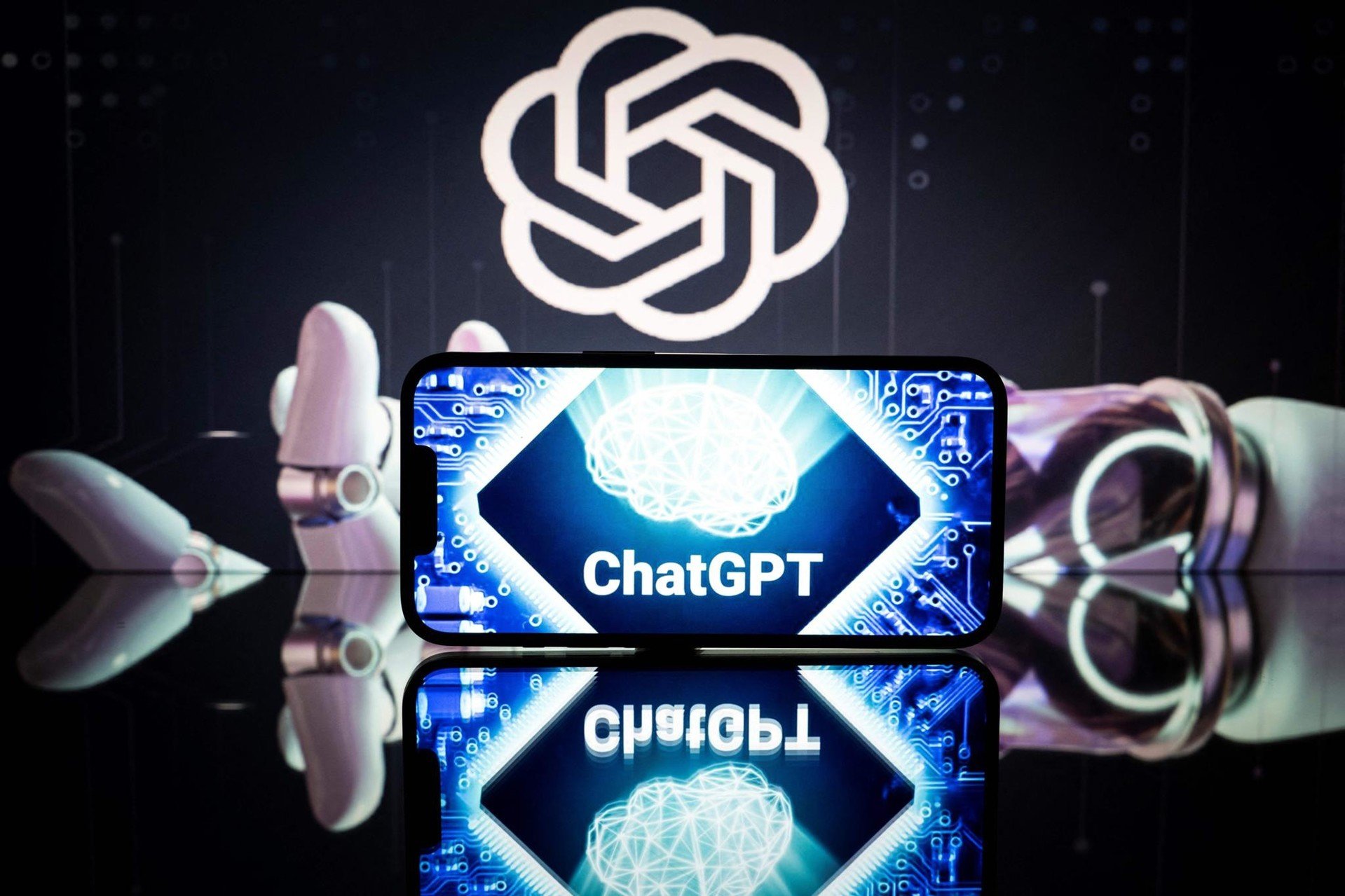 AI这么强了？ChatGPT可以通过法律和商业研究生考试