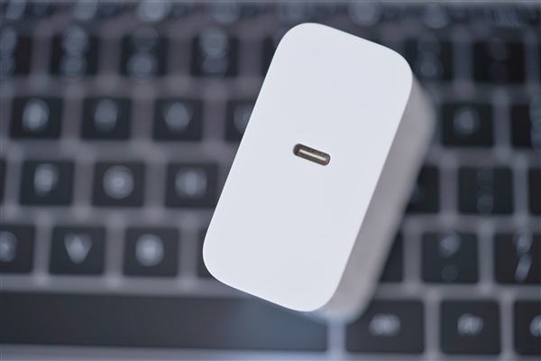 AMD锐龙7 7840HS加持!Redmi Book Pro 15 2023锐龙版图赏