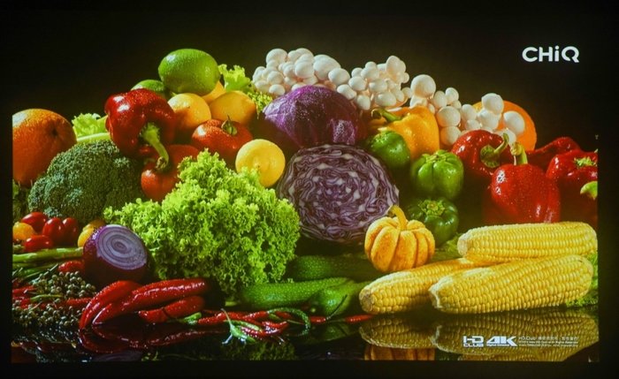 薄至一本书 小体积也能实现高亮度 当贝轻薄激光投影D5X Pro评测