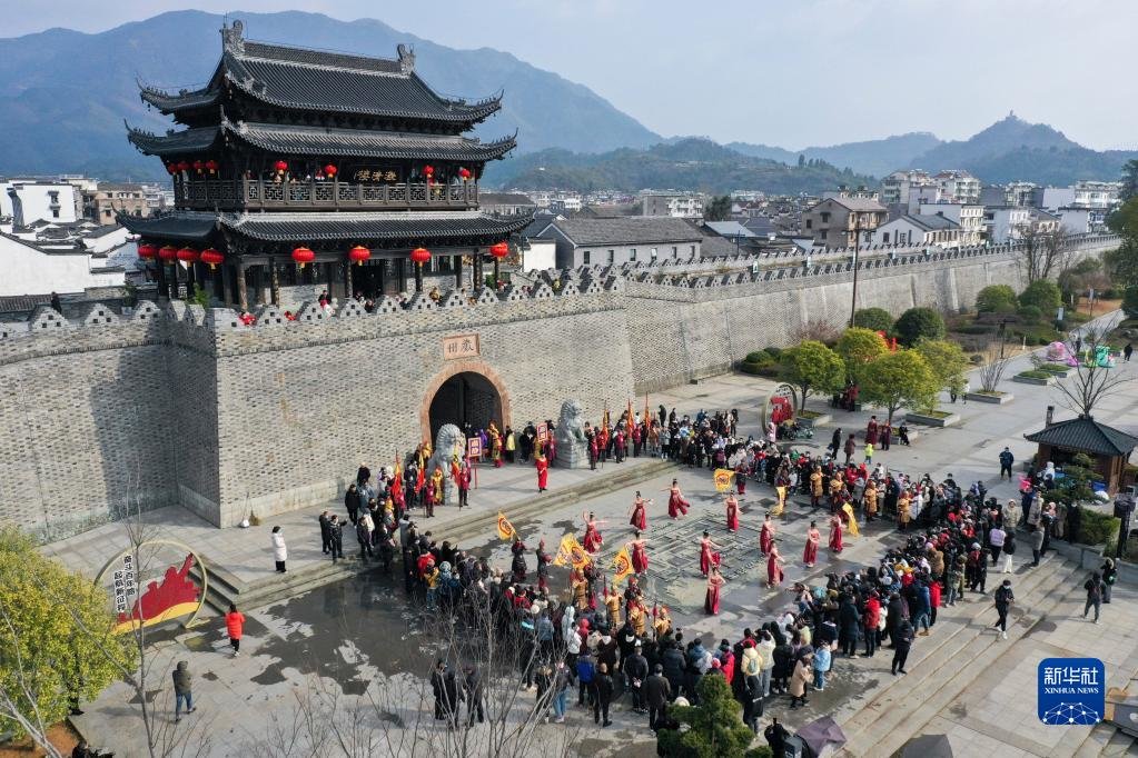 新华全媒+|“宋福杭州年”新春文旅活动在严州古城举行_凤凰网