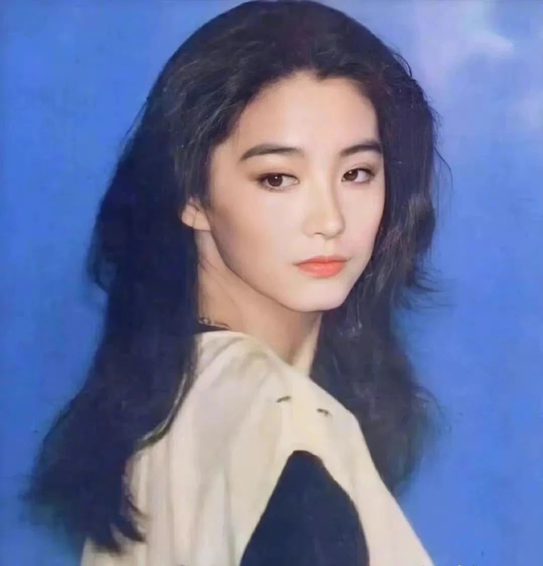 邓恩《别离辞》：爱情就像圆规A Valediction - John Donne – 雪梨读诗by哈佛雪梨– Podcast – Podtail, image size:1080x1127