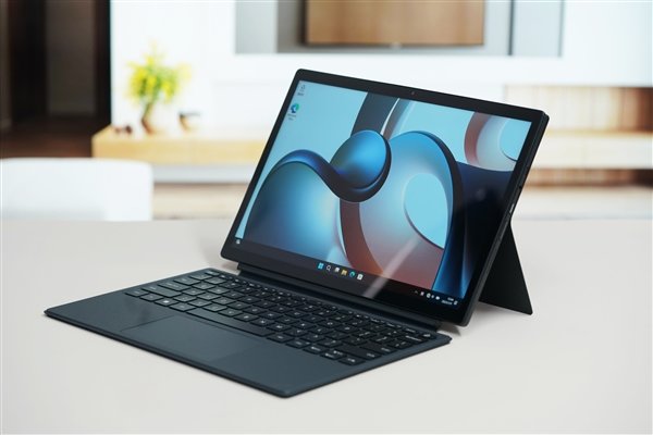 小米首款二合一笔记本!小米笔记本12.4图赏