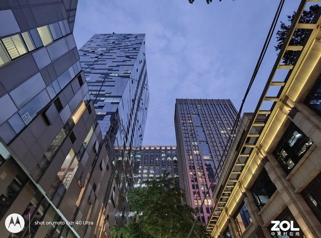 moto razr 40 Ultra全面评测 一款“不想让你打开”的折叠屏手机