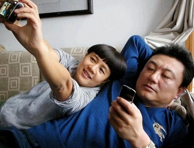 台前是同事，台后是夫妻？这5对央视主持人，隐藏的太深了