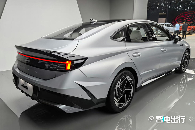 北京现代明年将推首款电动车索纳塔胜达换代-图4