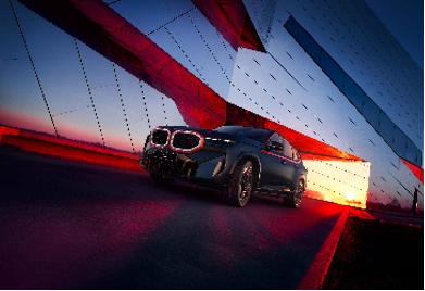 创新纯电动BMW i7 M70L和全新BMW M760Le将于成都车展上市