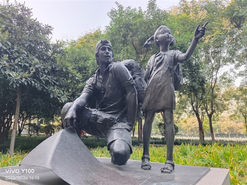 5000mAh电池轻松用一天半!vivo Y100评测:名副其实的千元高颜值续航神机