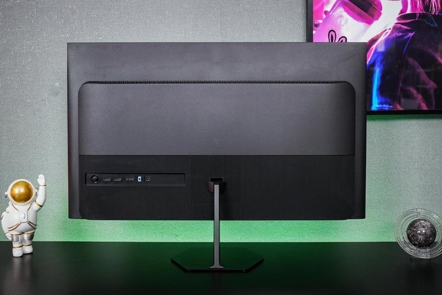 泰坦军团P27H2R显示器评测:把钱花在刀刃上!性价比拉满的电竞显示器长啥样