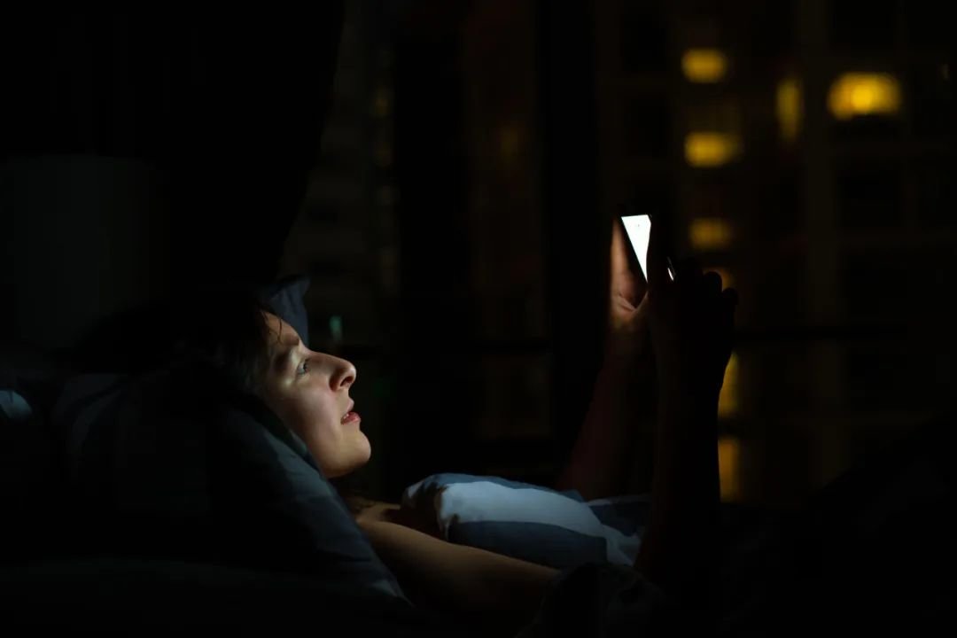 熬夜后该如何补救?熬夜类型不同,事后补救的方法也不同_凤凰网健康_凤凰网