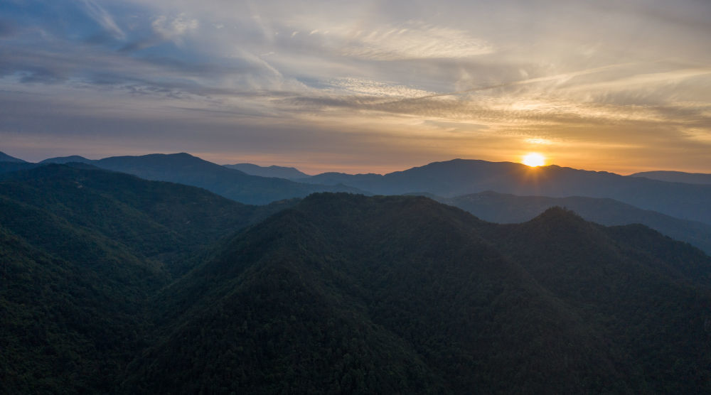 天台山的日出。