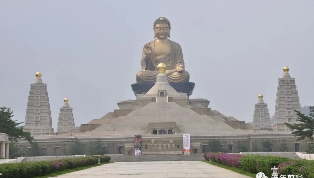 星云大师创建的“南台佛都”佛光山佛院——恢宏震撼!