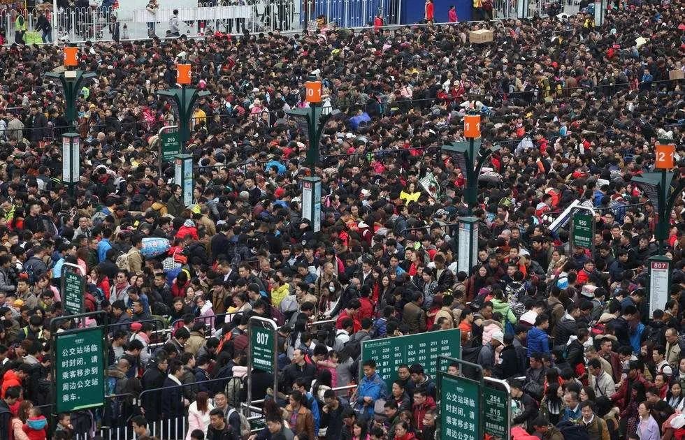 一年减少85万,中国人口进入负增长后,该如何应对?