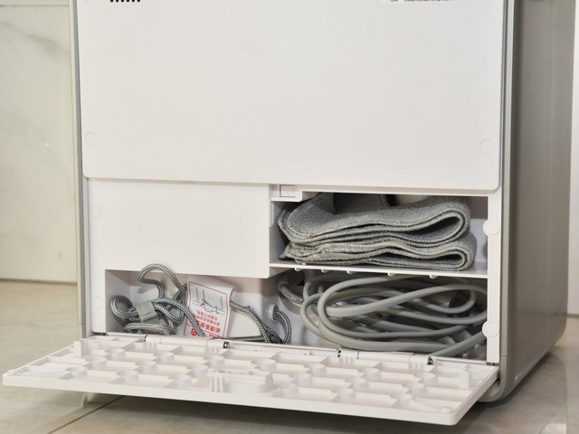 收线麻烦?擦不干净?科沃斯窗宝W2 PRO颠覆你对擦窗机器人的认知