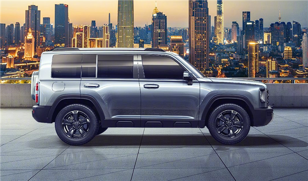 长着一幅老路虎卫士的脸:哈弗全新SUV命名为猛龙!