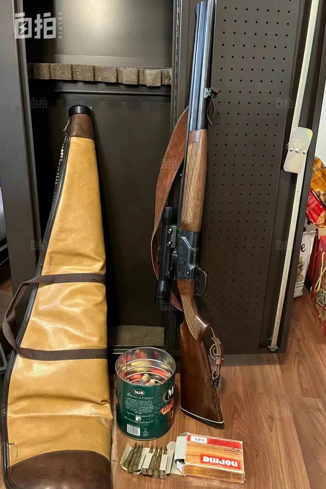 长枪必须有专柜存放,连枪带柜带子弹花了600多加币,合人民币三千多。