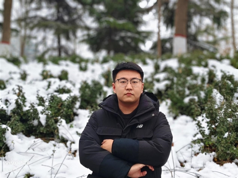 8mm机身下的续航王者!vivo S18评测:5000mAh超薄蓝海电池 轻松用一天半