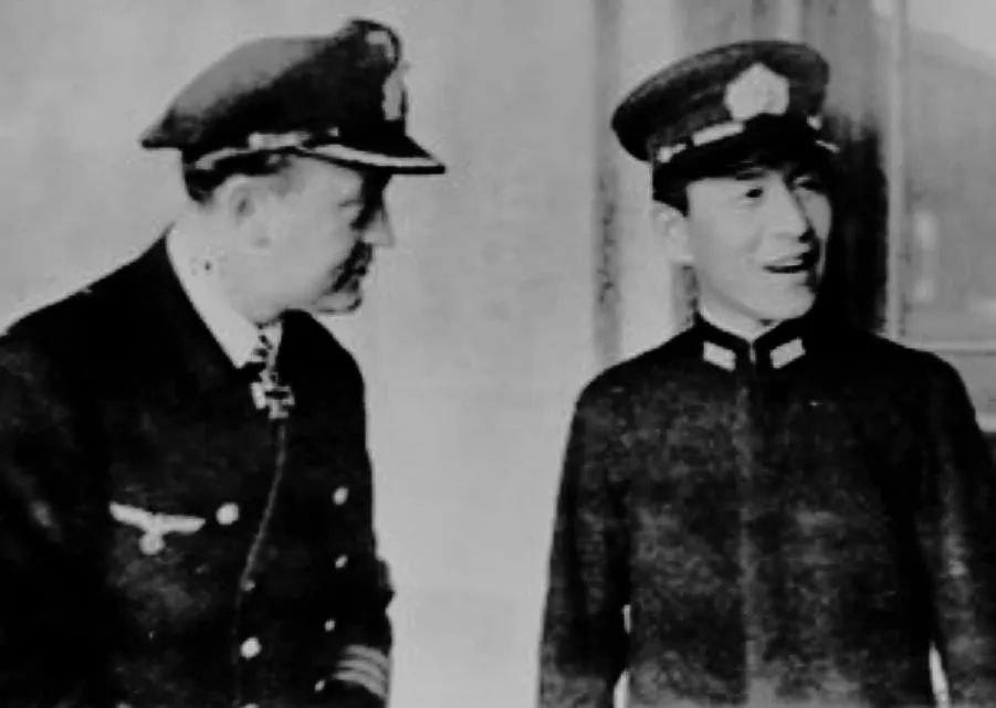 878. 巨兽之亡(24):唯一成功访德的潜艇“伊-8”号的最后一战_凤凰网
