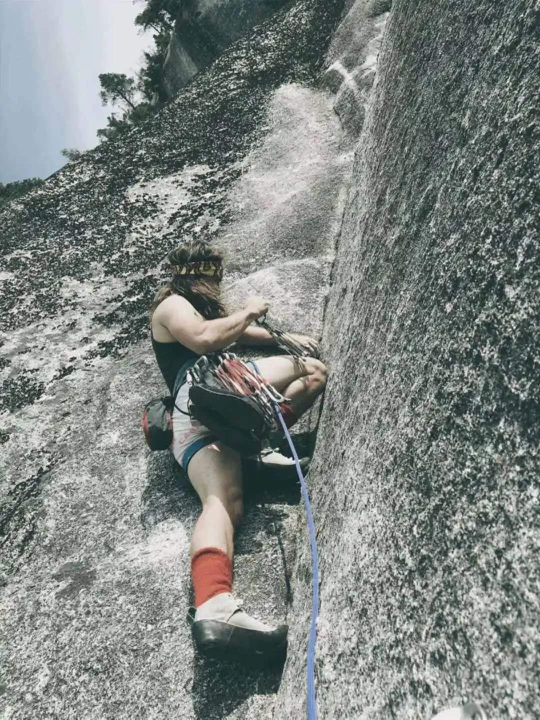 三个外国人在云南开发攀岩线路的故事