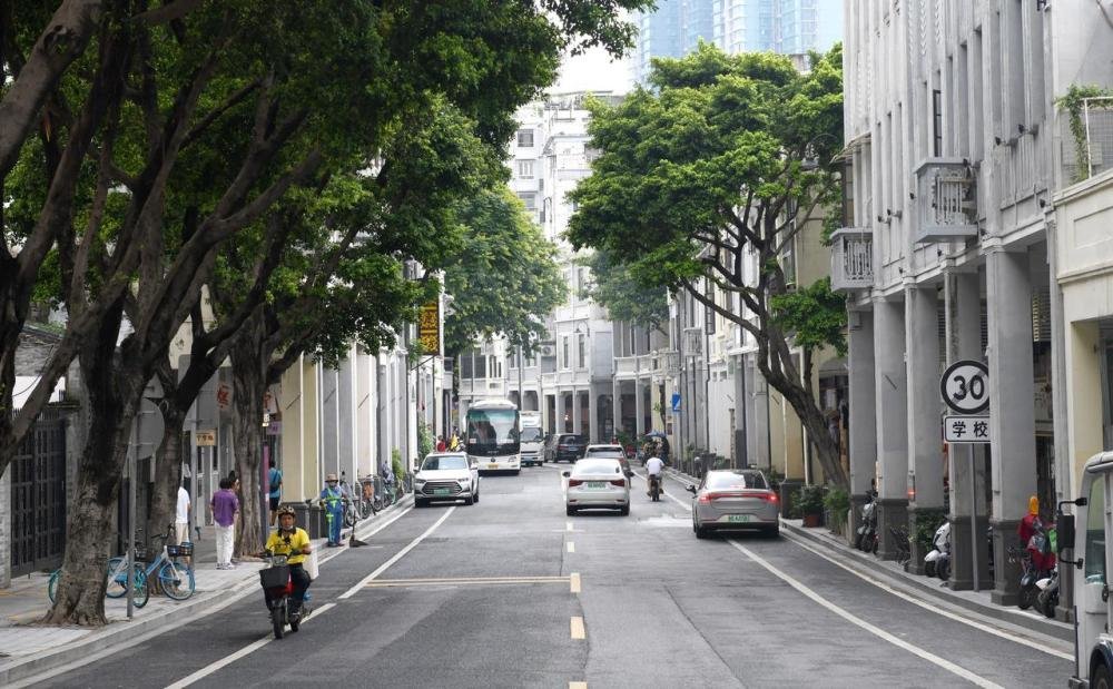 广州市恩宁路骑楼街一角（6月14日摄）。新华社记者 卢汉欣 摄