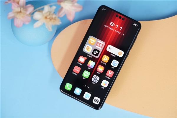 华为最顶级直板旗舰手机!华为Mate 60 RS非凡大师图赏