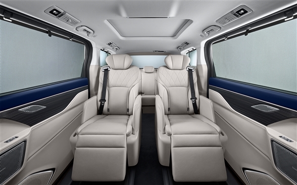 腾势D9最强对手!魏牌高山DHT-PHEV内饰亮相:冰箱、大沙发都有