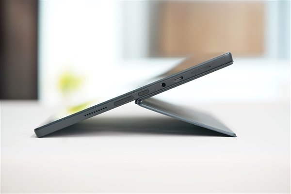 小米首款二合一笔记本!小米笔记本12.4图赏