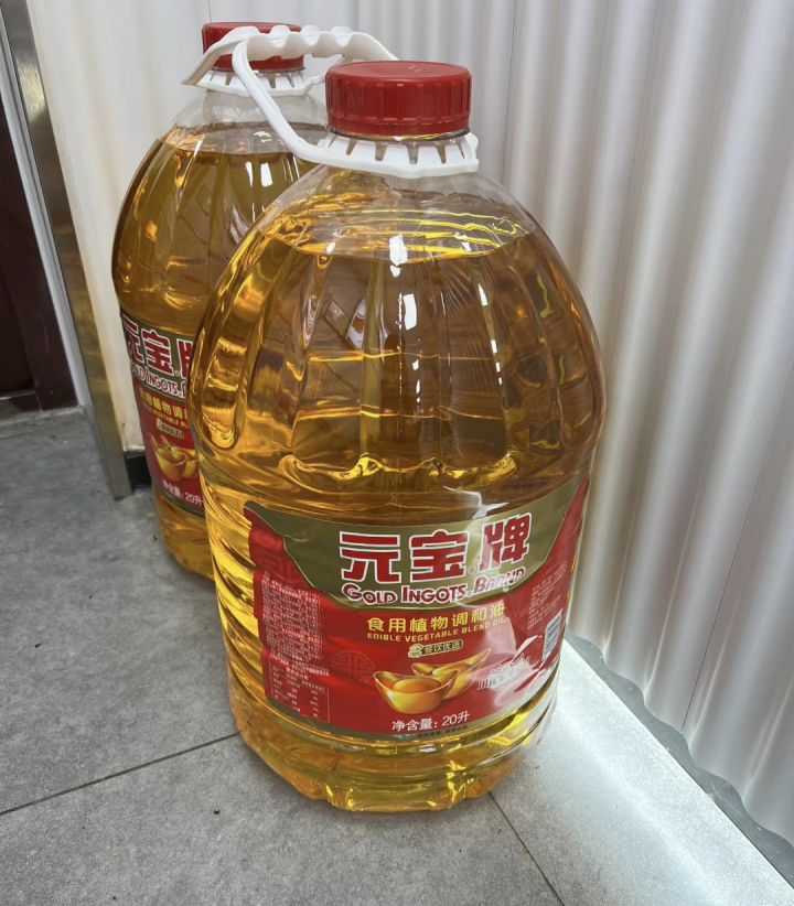 总部配送过来的油