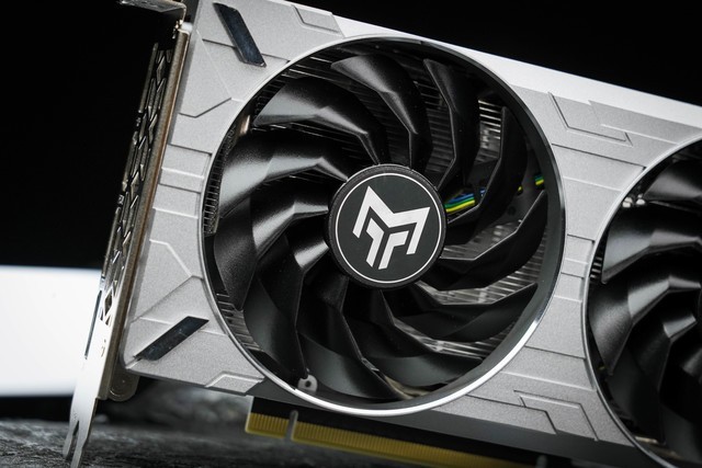 影驰RTX 4060金属大师评测 宇宙魔方 Allspark