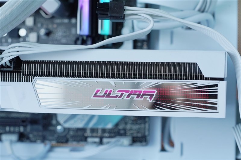 可能是3K价位最高颜值!七彩虹iGame RTX 4060 Ti Ultra W OC 8GB评测:性能不弱于RTX 3070