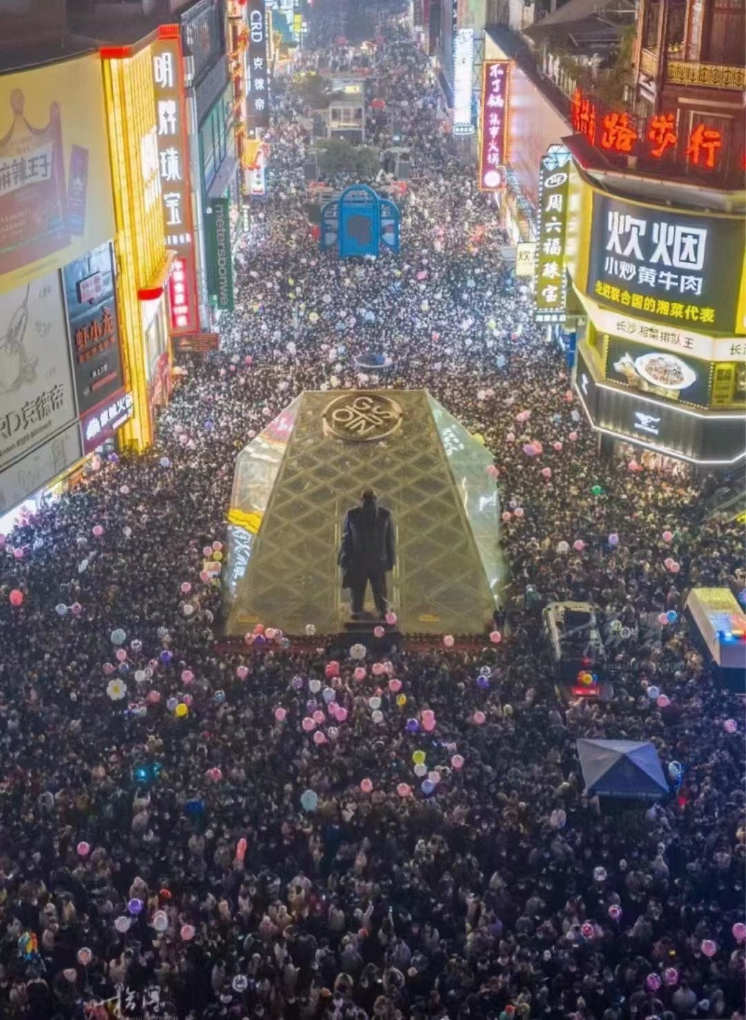 2022年12月31日的长沙黄兴南路步行街。受访者供图